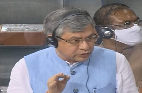 6,000-க்கும் மேற்பட்ட ரயில் நிலையங்களில் இலவச வைஃபை சேவை: மத்திய ரயில்வே அமைச்சர்