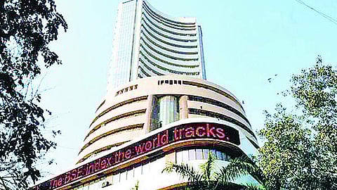 ‘கரடி’ ஆதிக்கம்: சென்செக்ஸ் கடும் சரிவு!