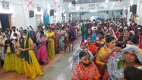 கிறிஸ்துமஸ்: தேவாலயங்களில் சிறப்பு வழிபாடு