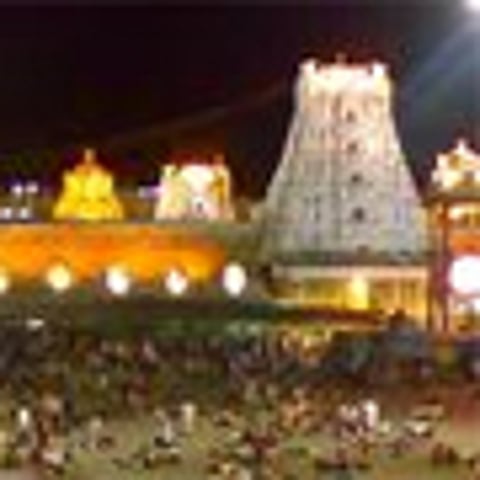 ஏழுமலையான் கோயிலில் 31,000 பக்தா்கள் தரிசனம்