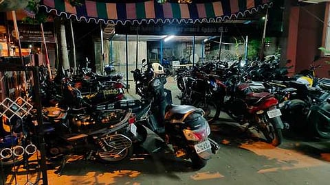 டிச. 31 நள்ளிரவு 12 மணிக்கு மேல் வாகனங்களுக்குத் தடை