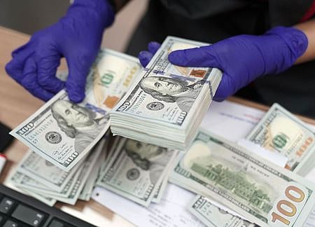 அந்நியச் செலாவணி கையிருப்பு 58,369 கோடி டாலா்