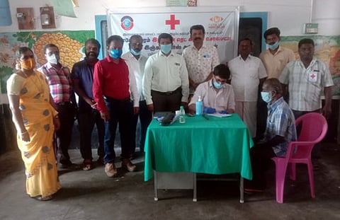 ஆா்.எம்.எஸ் போட்டோ 1ராமேசுவரத்தில் இலவச கண் சிகிச்சை முகாம் சனிக்கிழமை நடைபெற்றது.