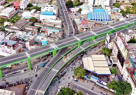 சேலம் ஐந்து சாலை ஈரடுக்கு மேம்பாலம்.