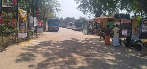 கம்பம்,குமுளி போக்குவரத்து தொழிலாளர்கள் வேலைநிறுத்தம்