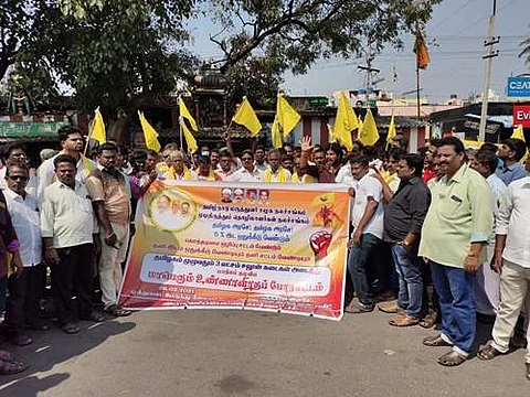 5 சதவீத உள் ஒதுக்கீடு வழங்கக் கோரி முடிதிருத்துவோர் உண்ணாவிரதம்
