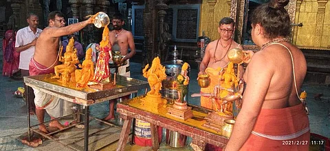 துறையூர் சிவன் கோவிலில் பஞ்ச மூர்த்திகள் அபிஷேகம்