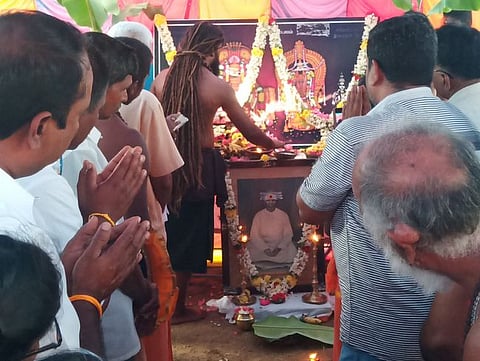 வெள்ளக்குட்டையில் குரு பூஜை