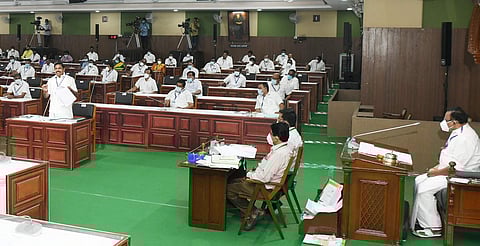 கூட்டுறவு வங்கியில் விவசாய பயிர்க்கடன் ரூ.12.110 கோடி தள்ளுபடி: முதல்வர் அறிவிப்பு