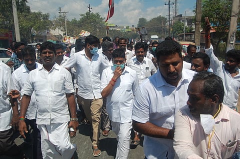 வேட்பாளராக அறிவிப்பு: அமைச்சருக்கு வரவேற்பு