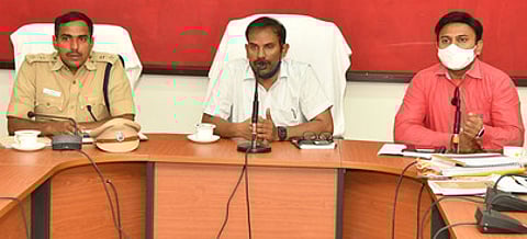 அனைத்துக் கட்சி பிரதிநிதிகளுடன் ஆலோசனைக் கூட்டம்