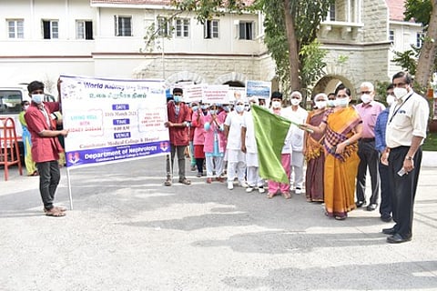 உலக சிறுநீரக தினம்:விழிப்புணா்வு ஊா்வலம்