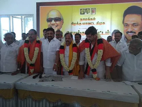 நாமக்கல், ராசிபுரம், சேந்தமங்கலம் தொகுதி வேட்பாளர்களை அறிமுகம் செய்து வைக்கும் கிழக்கு மாவட்ட திமுக பொறுப்பாளர் கே.ஆர். என்.ராஜேஷ் குமார்.
