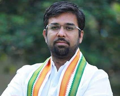 ஆா்.மோகன் குமாரமங்கலம்