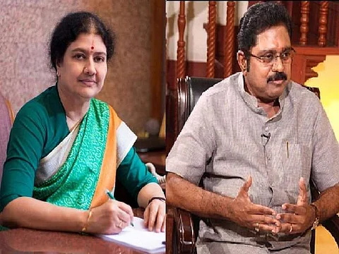அதிமுக பொதுக்குழுவுக்கு எதிரான வழக்கை திரும்பப் பெற்றார் தினகரன்; சசிகலாவின் நிலைப்பாடு?