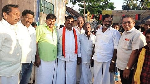 குத்தாலம் ஒன்றியத்தில் வாக்குச் சேகரித்த பூம்புகாா் தொகுதி திமுக வேட்பாளா் நிவேதா எம். முருகன்.