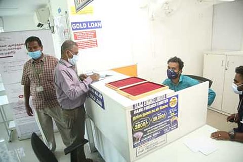 கரோனா தடுப்புப் பணி தீவிரம்: முகக் கவசம் அணியாதோருக்கு அபராதம்