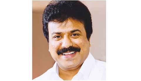 சுதீஷ் கிங்ஸ் மருத்துவமனைக்கு மாற்றம்
