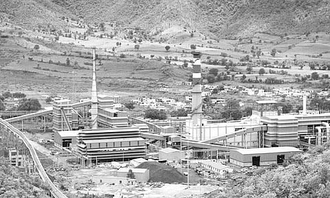 வேலை... வேலை... வேலை...