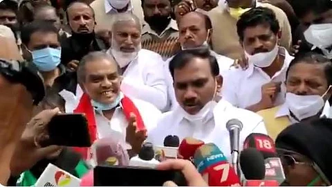 பழனிசாமி கண்கலங்கியதால் வேதனை; மனம் திறந்து மன்னிப்புக் கோருகிறேன்: ஆ. ராசா