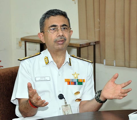 சஞ்சய் மிஸ்ரா.