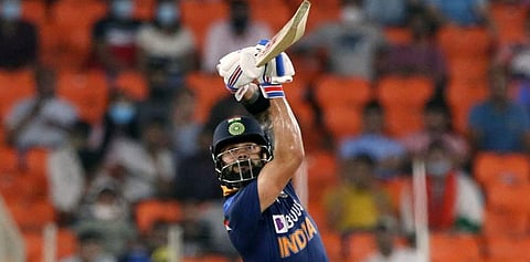 41 மாதங்களாக முதல் இடத்திலிருந்த விராட் கோலியைப் பின்னுக்குத் தள்ளிய பாகிஸ்தான் வீரர்!