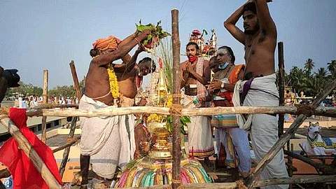 23 ஆண்டுகளுக்கு பிறகு வைத்தீஸ்வரன் கோயில் கும்பாபிஷேகம்: பக்தர்களின்றி நடந்தது