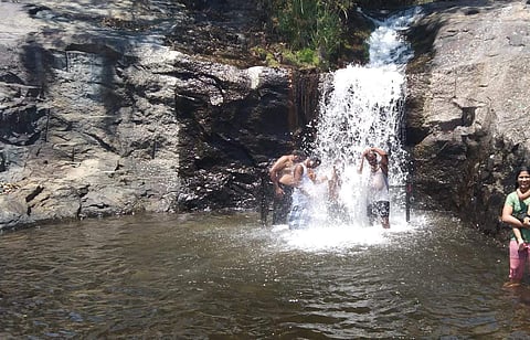 கும்பக்கரை அருவி.