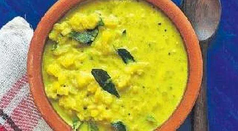 வாழைத்தண்டு வேர்க்கடலை கூட்டு