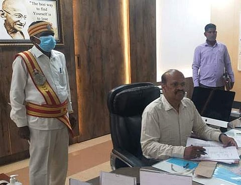 கடலூர் மாவட்ட ஆட்சியராக பொறுப்பு ஏற்றுக் கொண்ட கே.பாலசுப்பிரமணியம்.