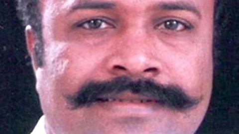 கே.ஆா்.பெரியகருப்பன்.