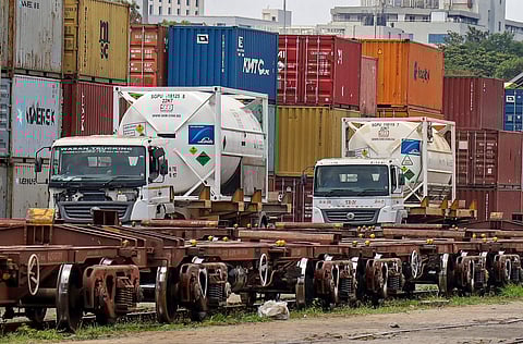 34,760 மெட்ரிக் டன் ஆக்ஸிஜன் சிறப்பு ரயில்கள் மூலம் விநியோகம்