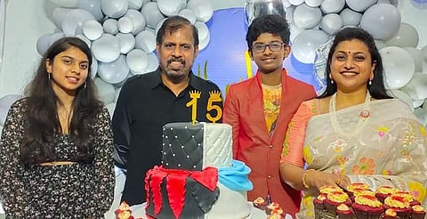 மகன் பிறந்த நாள்: நடிகை ரோஜா வெளியிட்ட படங்கள், விடியோ