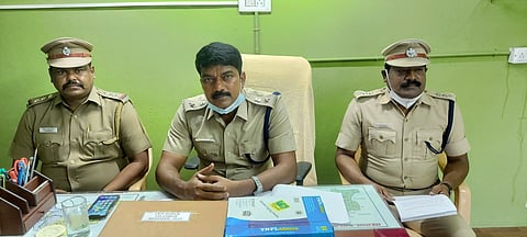 ரூ. 40 லட்சம் மதிப்பிலான மதுப்புட்டிகள்: கா்நாடகத்திலிருந்து கடத்தல்; 86 போ் கைது