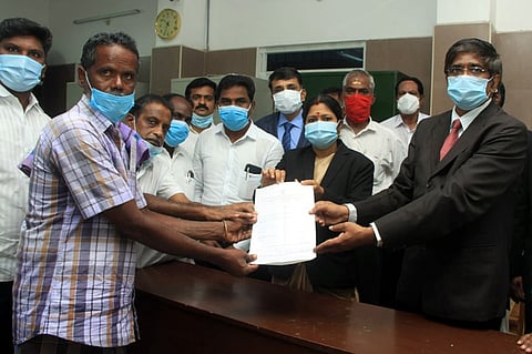 தேசிய மக்கள் நீதிமன்றம்: புதுவையில் 1,102 வழக்குகளுக்குத் தீா்வு