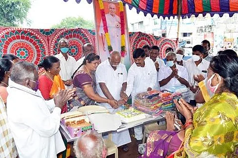 வாழப்பாடியில் நடைபெற்ற காமராஜர் பிறந்த தினவிழா.