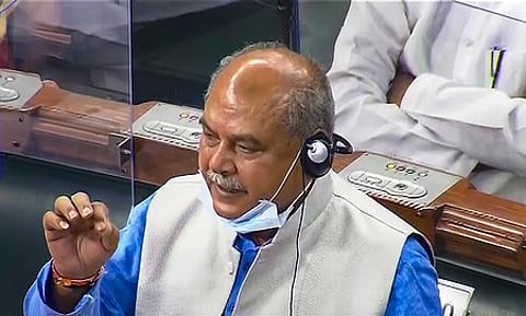 மக்களவையில் செவ்வாய்க்கிழமை பேசிய மத்திய வேளாண் துறை அமைச்சா் நரேந்திர சிங் தோமா்.