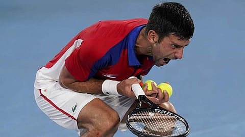 தகர்ந்த கனவு: டோக்கியோ ஒலிம்பிக்ஸில் ஜோகோவிச் தோல்வி