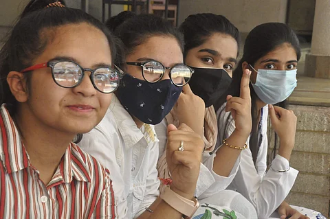 65,000 மாணவர்களின் முடிவுகள் வெளியாகவில்லை