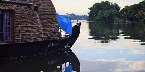 சுற்றுலாப் பயணிகளுக்கு பாதுகாப்பு வளையம்: கேரள அரசு