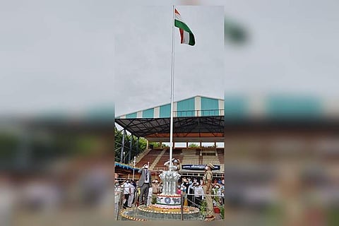 விருதுநகரில் தேசியக் கொடியேற்றினார் ஆட்சியர்