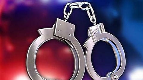 ஹிந்து மதம் குறித்து சா்ச்சை பேச்சு: பாதிரியாா் மீது வழக்குப்பதிவு