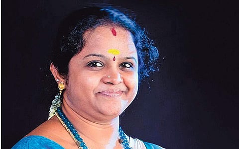 வெற்றிக்குப் பின்னால்...