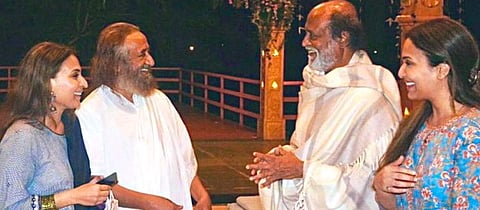 ஸ்ரீ ஸ்ரீ ரவிசங்கர் - ரஜினி சந்திப்பு
