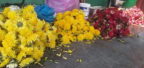 கம்பத்தில் மல்லிகை பூ கிலோ ரூ.500