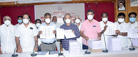 விழுப்புரம் மாவட்டத்தில் ஊரக உள்ளாட்சி தோ்தலுக்கான வாக்காளா்கள் பட்டியல் வெளியீடு