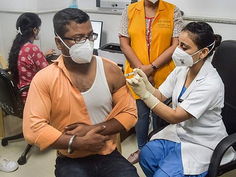 நாட்டில் ஒரே நாளில் 31,923 பேருக்கு தொற்று: 282 பேர் பலி