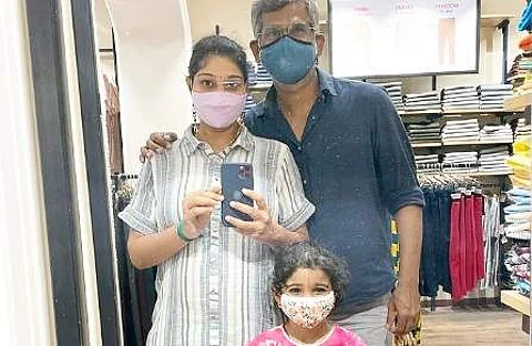விரைவில் குழந்தை பிறக்கவிருப்பதை அறிவித்த விஜய் தொலைக்காட்சி நடிகை
