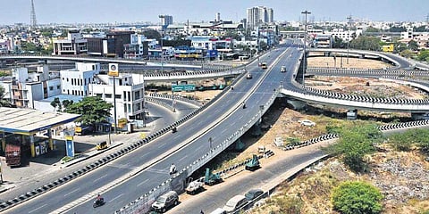 தமிழகத்தில் இன்று முழு ஊரடங்கு: வெறிச்சோடிய சாலைகள்