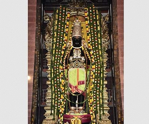 அனுமன் ஜெயந்தியை முன்னிட்டு பக்தர்களுக்கு அருள்பாலித்த திருவோணமங்கலம் ஞானபுரீயில் எழுந்தருளியுள்ள சங்கடஹரமங்கல மாருதி ஆஞ்சனேயர்.